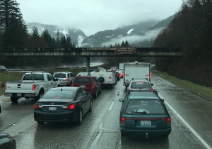 snoqualmie pass winter driving