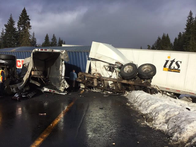 Fatal collision, dangerous road conditions cause Snoqualmie Pass closure 2 I-90 semi truck wreck