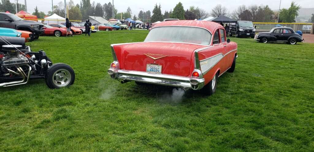 apple blossom car show 2316